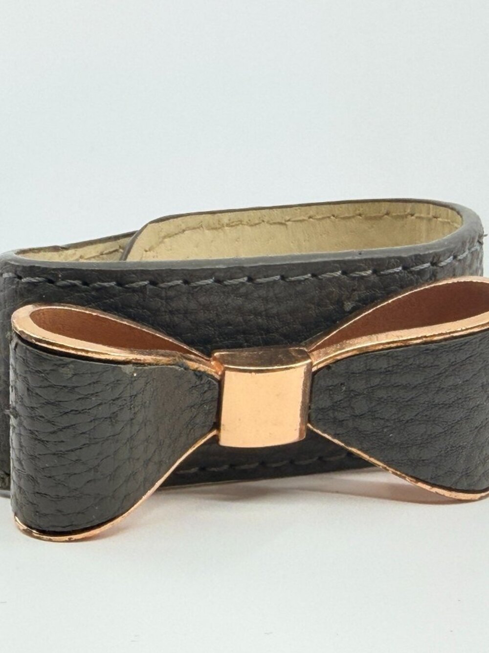 VTG Black Leather &‎ Rose Gold Tone Bow Cuff Bracelet Statement Chic Accessory